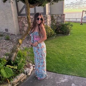 Meet your Posher, Sophia